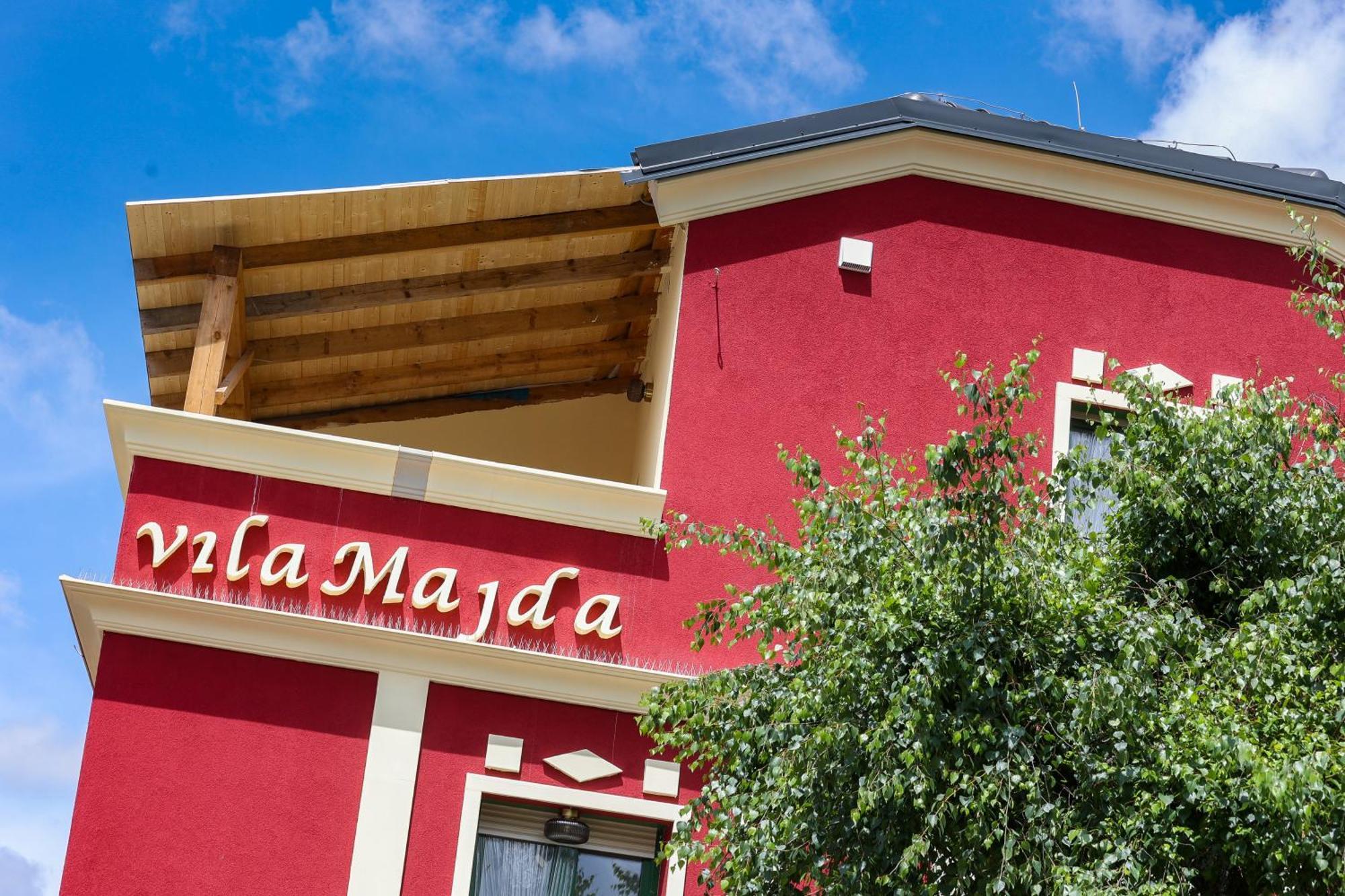 Apart Hotel Asteria Liubliana Exterior foto